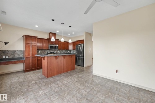 92 13825 155 Avenue, Edmonton, AB 