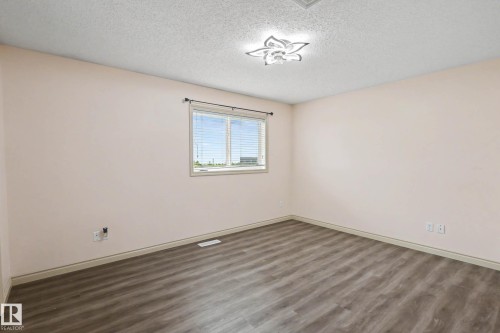 92 13825 155 Avenue, Edmonton, AB 