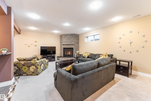 17424 108 Street, Edmonton, AB - Indoor With Fireplace