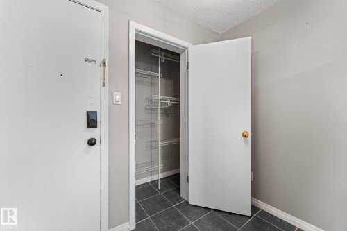 102 10225 114 Street, Edmonton, AB 