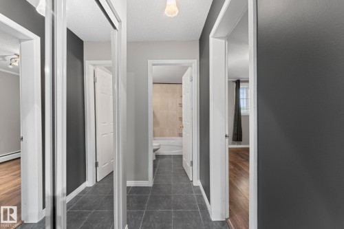 102 10225 114 Street, Edmonton, AB 