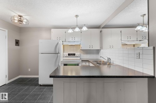 102 10225 114 Street, Edmonton, AB 