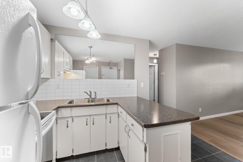 102 10225 114 Street, Edmonton, AB 