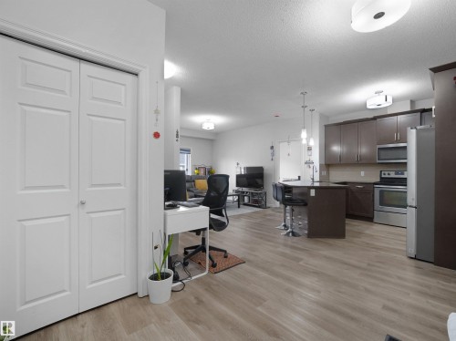 Office - 415 2203 44 Ave, Edmonton, AB 
