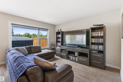 20530 128 Avenue, Edmonton, AB 