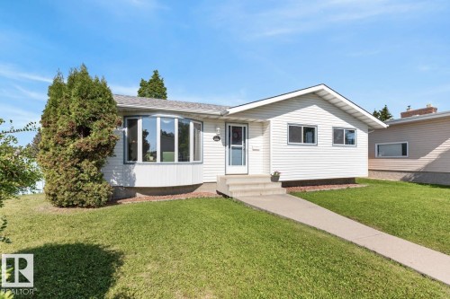 6930 11 Avenue, Edmonton, AB 