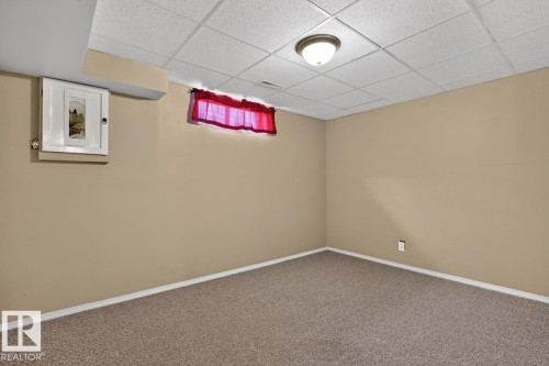 6930 11 Avenue, Edmonton, AB 