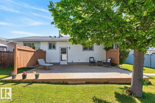 6930 11 Avenue, Edmonton, AB 