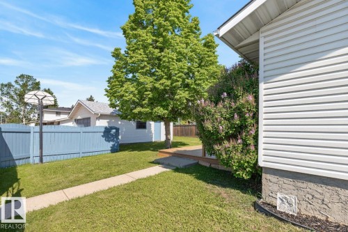 6930 11 Avenue, Edmonton, AB 