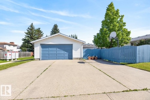 6930 11 Avenue, Edmonton, AB 