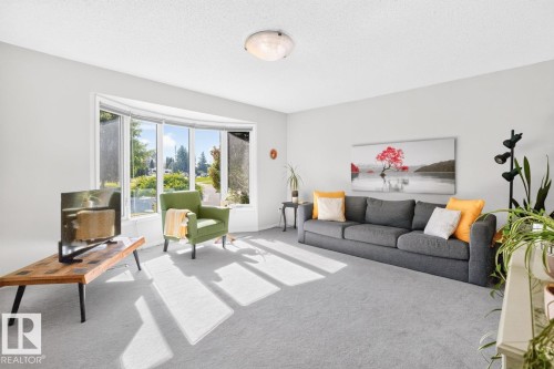 6930 11 Avenue, Edmonton, AB 