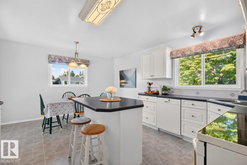 6930 11 Avenue, Edmonton, AB 