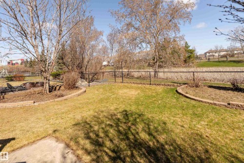 1044 Barnes Way, Edmonton, AB - Outdoor
