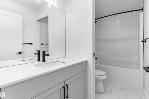 8969 Elves Loop, Edmonton, AB 