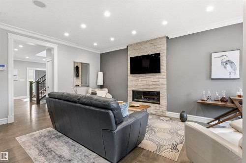 2294 Warry Loop, Edmonton, AB 