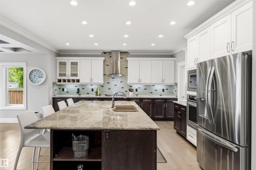 2294 Warry Loop, Edmonton, AB 