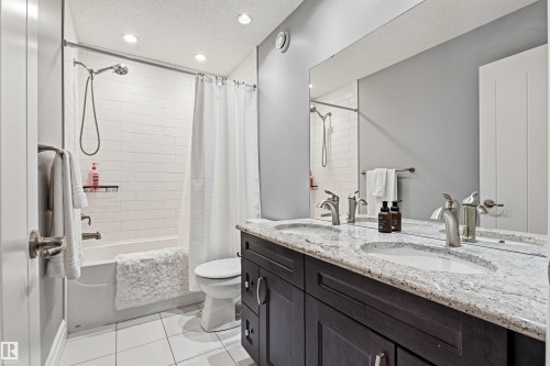 2294 Warry Loop, Edmonton, AB 