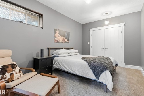 2294 Warry Loop, Edmonton, AB 