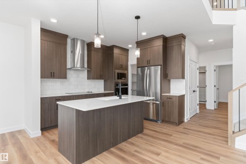 5133 Cawsey Bend, Edmonton, AB 