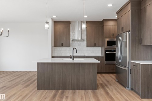5133 Cawsey Bend, Edmonton, AB 