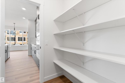 5133 Cawsey Bend, Edmonton, AB 