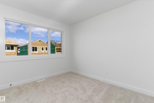 5133 Cawsey Bend, Edmonton, AB 