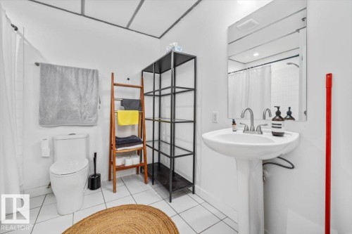 237 10309 107 Street, Edmonton, AB 
