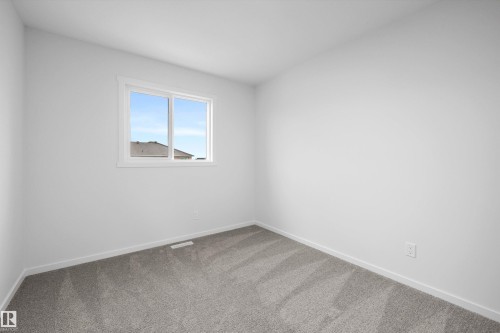 133 Mustang Close, Ardrossan, AB - Indoor Photo Showing Other Room