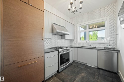 1117 Wahl Place, Edmonton, AB 