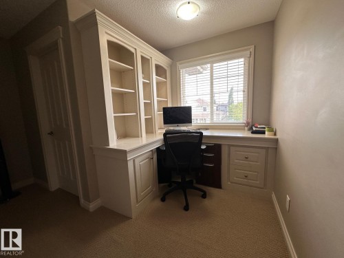30 Virginia Avenue, Spruce Grove, AB - Indoor Photo Showing Office