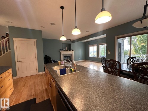 30 Virginia Avenue, Spruce Grove, AB - Indoor