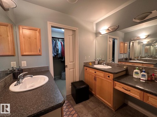 30 Virginia Avenue, Spruce Grove, AB - Indoor Photo Showing Bathroom