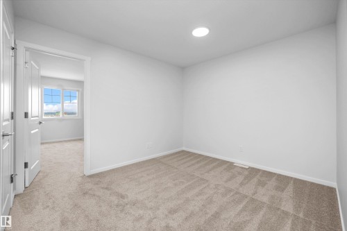 15656 3 Street, Edmonton, AB 