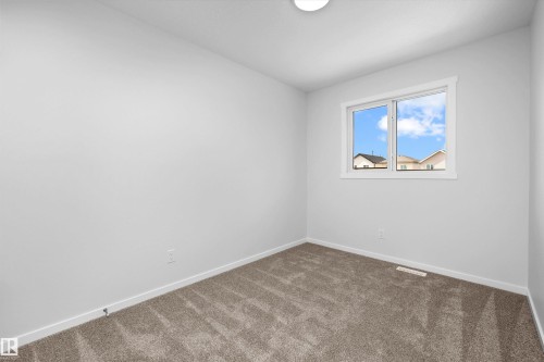 15656 3 Street, Edmonton, AB 