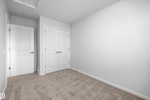 15656 3 Street, Edmonton, AB 