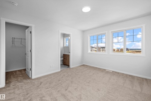 15656 3 Street, Edmonton, AB 