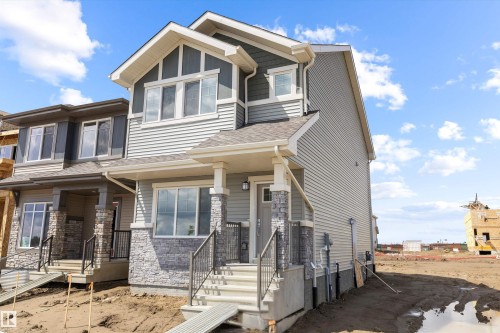 15656 3 Street, Edmonton, AB 