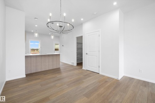 15656 3 Street, Edmonton, AB 
