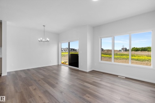 15744 7 Street, Edmonton, AB 