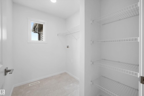 15744 7 Street, Edmonton, AB 