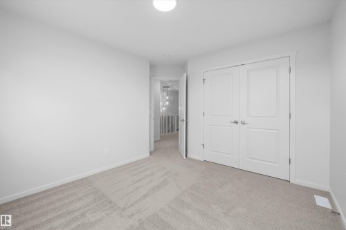 15744 7 Street, Edmonton, AB 
