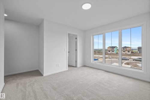 15744 7 Street, Edmonton, AB 