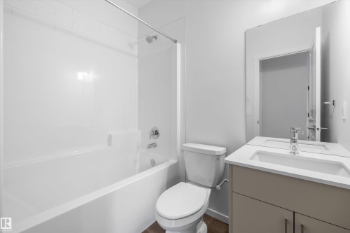 15744 7 Street, Edmonton, AB 