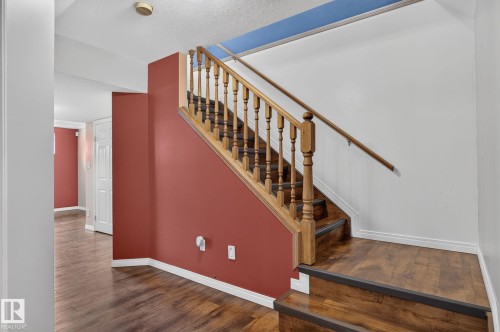 Stairs - 86 Heritage Crescent, Stony Plain, AB 