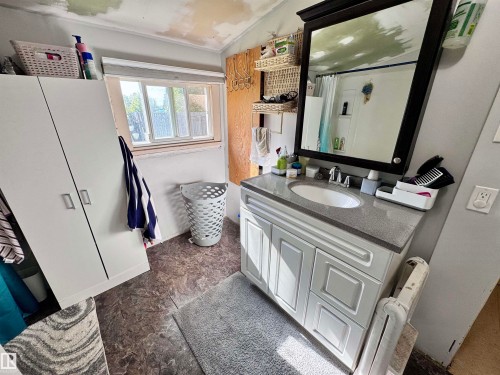 4824 53 Street, Innisfree, AB 