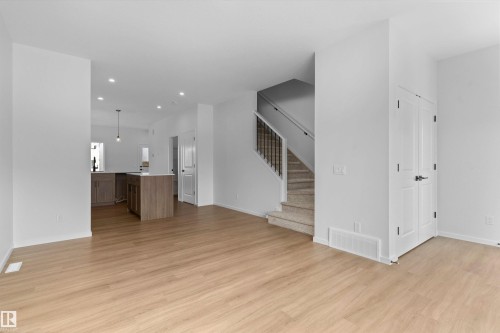 18844 28 Avenue, Edmonton, AB 