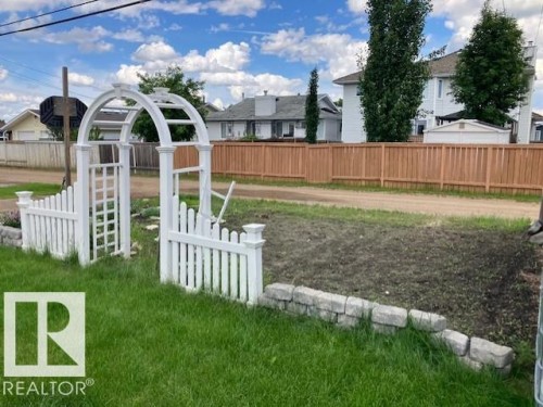 4229 48A Street, Vegreville, AB 