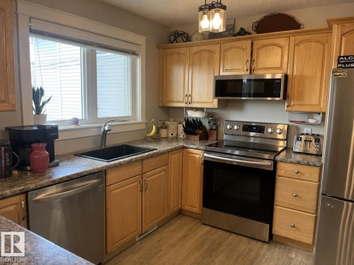 4229 48A Street, Vegreville, AB 