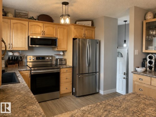 4229 48A Street, Vegreville, AB 