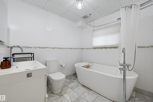 10523 127 Street, Edmonton, AB 